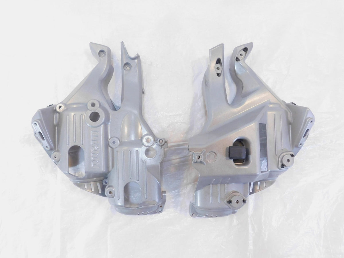Ducati Superbike 749 749S & 999 999R Front Left/Right Headlight Support Case - C3 Cycle