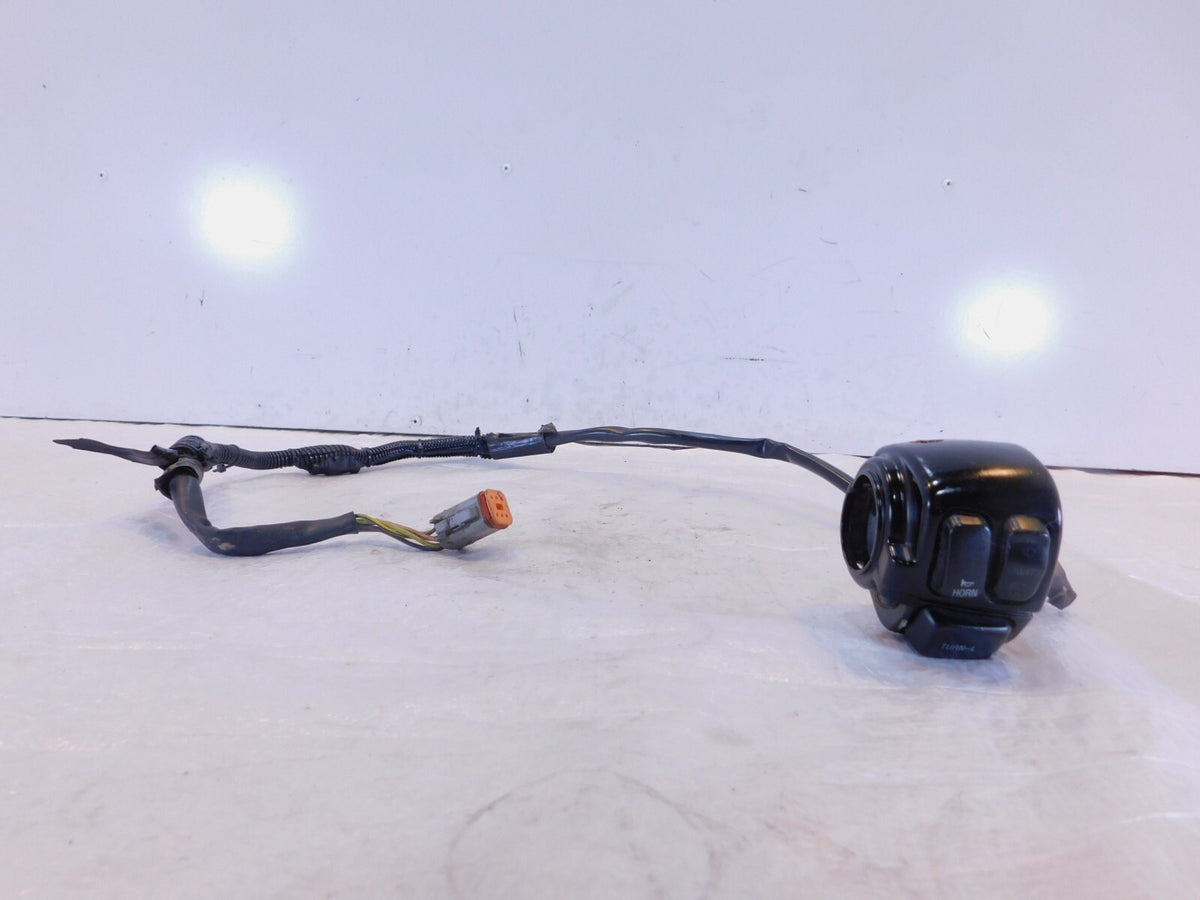 Harley Davidson Softail Dyna Sportster Left Handlebar Horn Turn Signal Switches - C3 Cycle