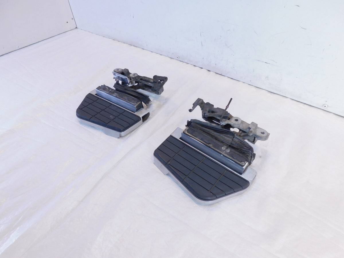 Honda Goldwing GL1500 Rear Left Right Passenger Footboard Floorboard Footrests