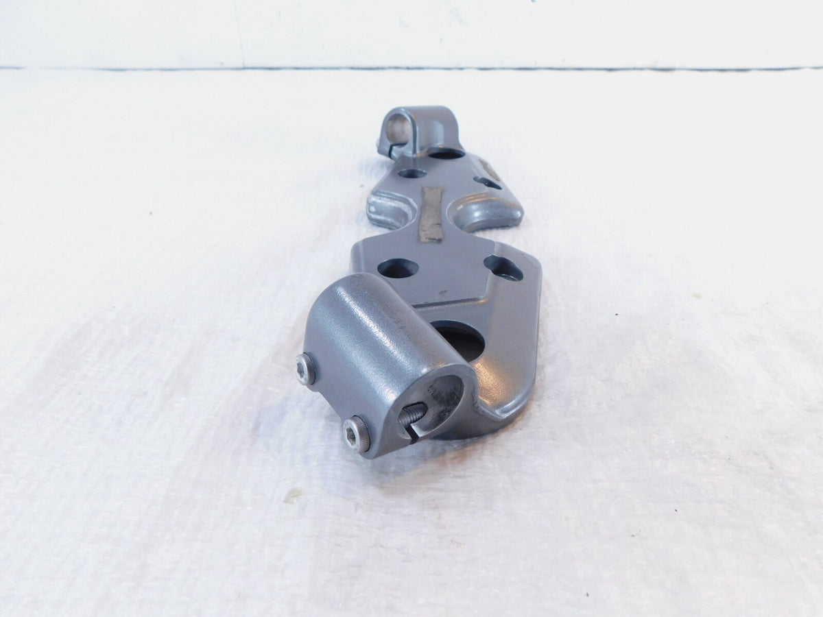 1999-2007 Suzuki Hayabusa GSX1300R Handlebar Holder Bracket Triple Tree Cover - C3 Cycle