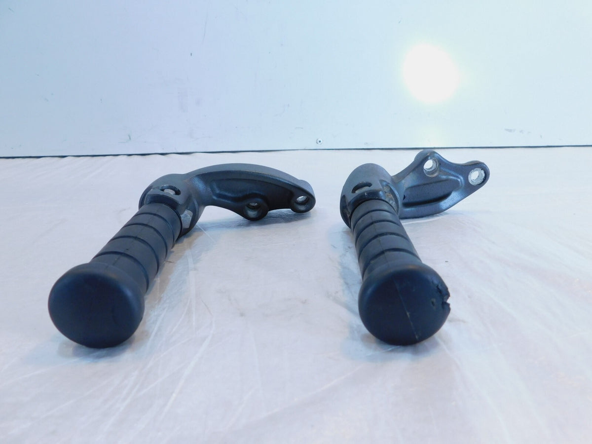 2018-2022 Indian Scout 1200 Black Rear Left/Right Passenger Foot Pegs w/ Mounts - C3 Cycle