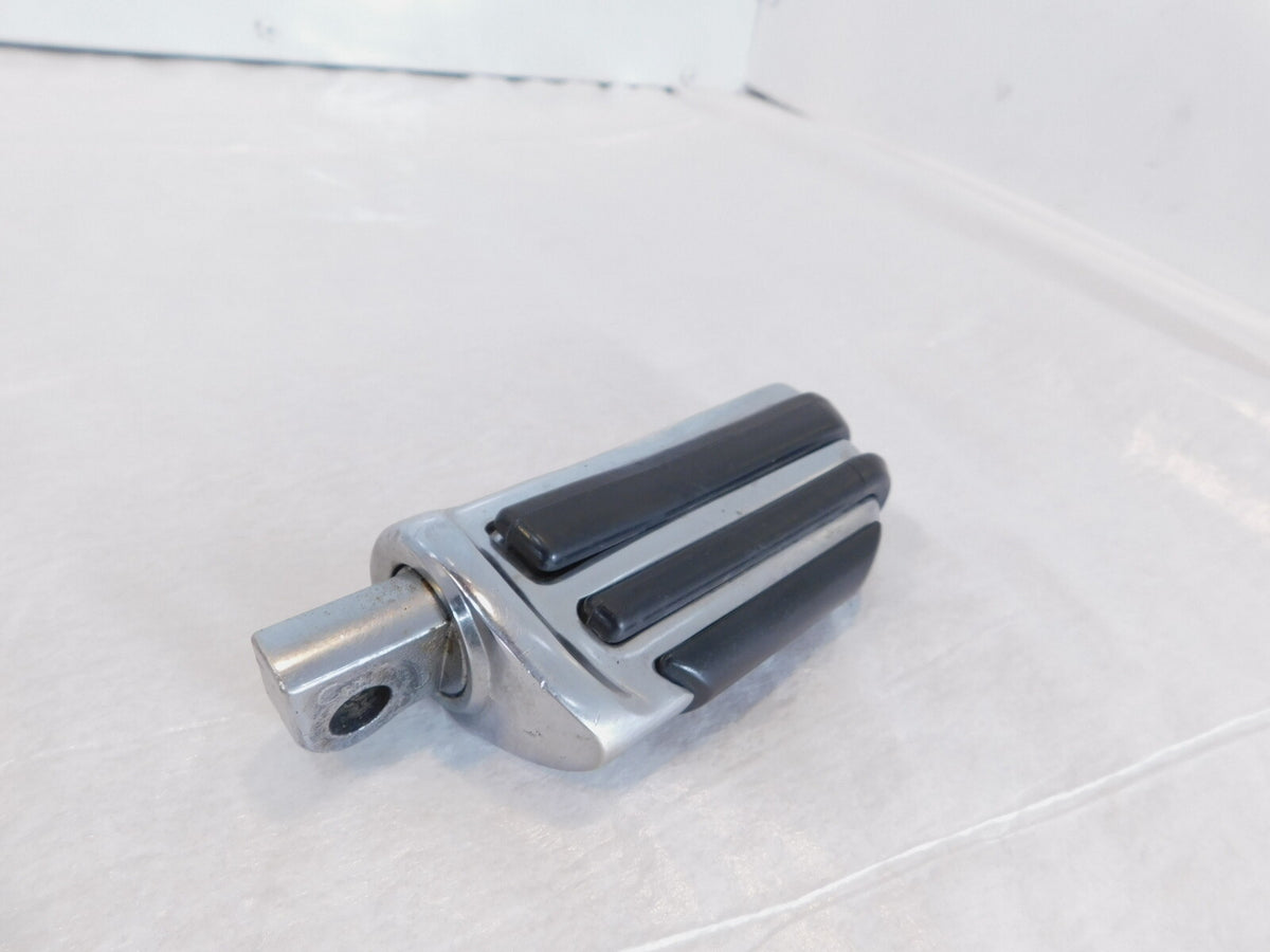 Harley Touring Dyna Sportster & Softail Chrome & Rubber Right Footpeg Footrest - C3 Cycle
