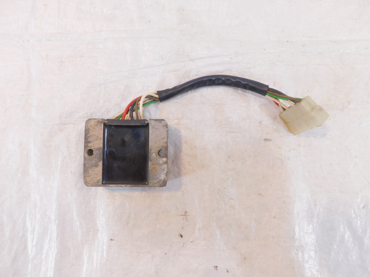 Yamaha XJ750J Maxim 750 Engine Motor Electrical Voltage Rectifier Regulator - C3 Cycle