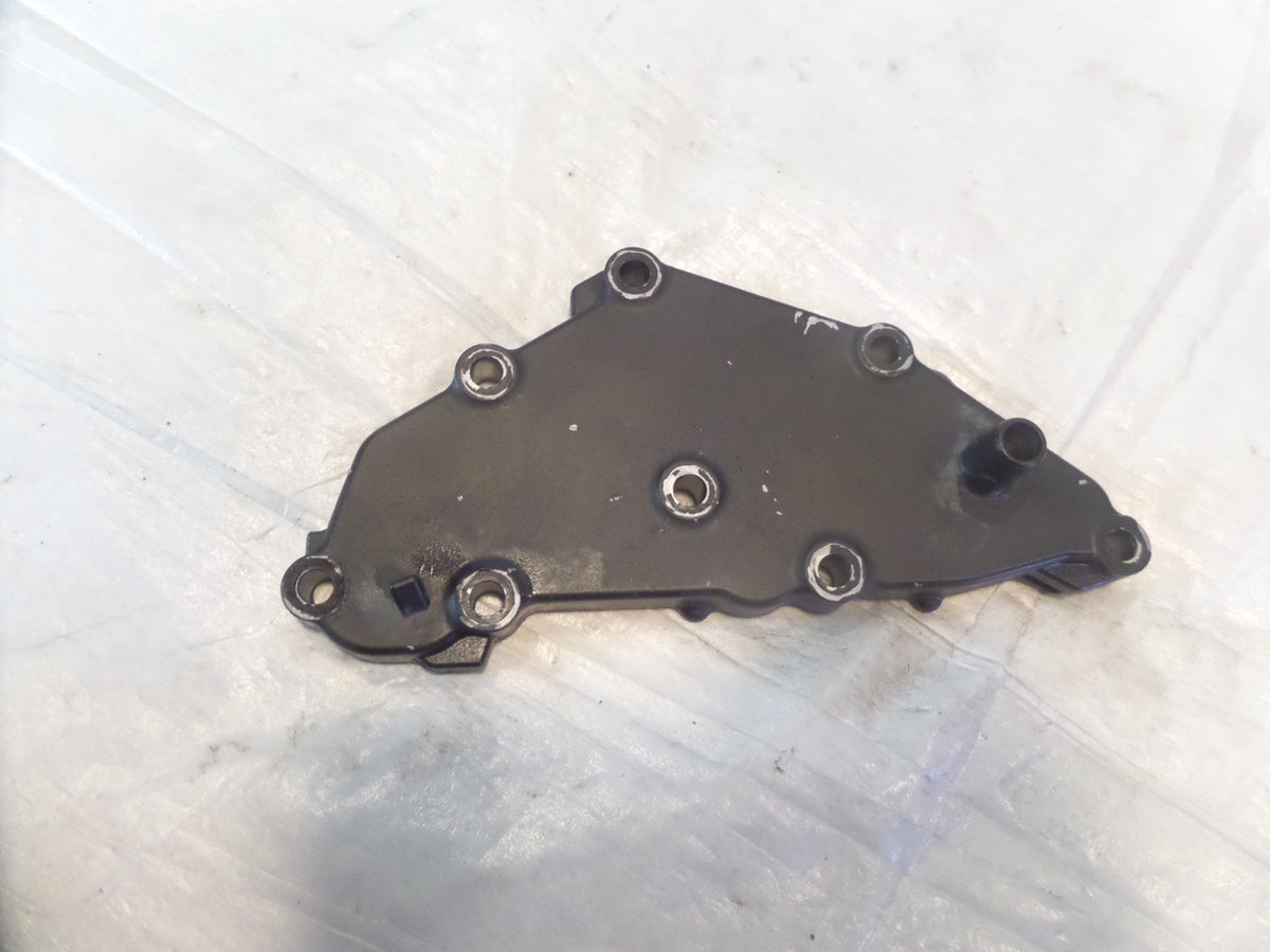 2015-2022 Yamaha YZFR3 YZF R3 MT03 Upper Top Engine Motor Crankcase Cover Plate