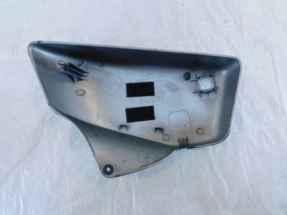 2002 Honda Shadow VT1100C2 Sabre 1100 Gray Right Side Frame Fairing Cowl Cover - C3 Cycle