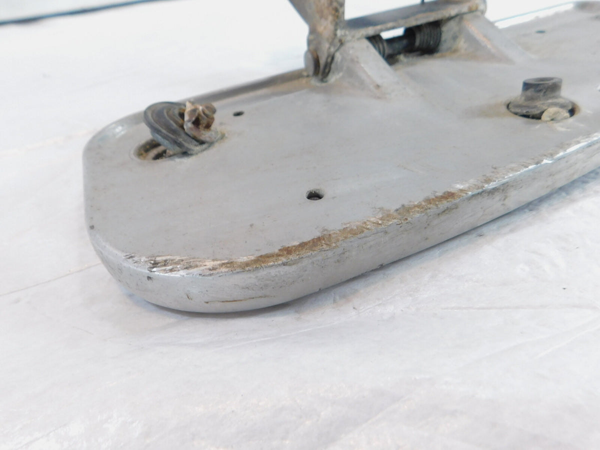 2001-2003 Yamaha XV1600 Road Star 1600 Front Right Foot Board Footrest & Mount - C3 Cycle