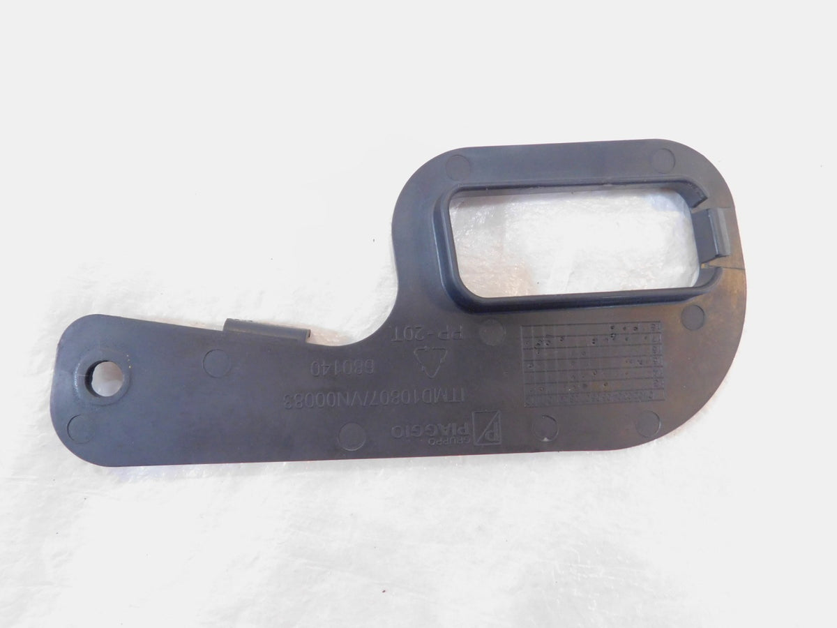Piaggio Vespa Primavera Sprint 50 125 150 Electrical Spacer Cable Guide - C3 Cycle