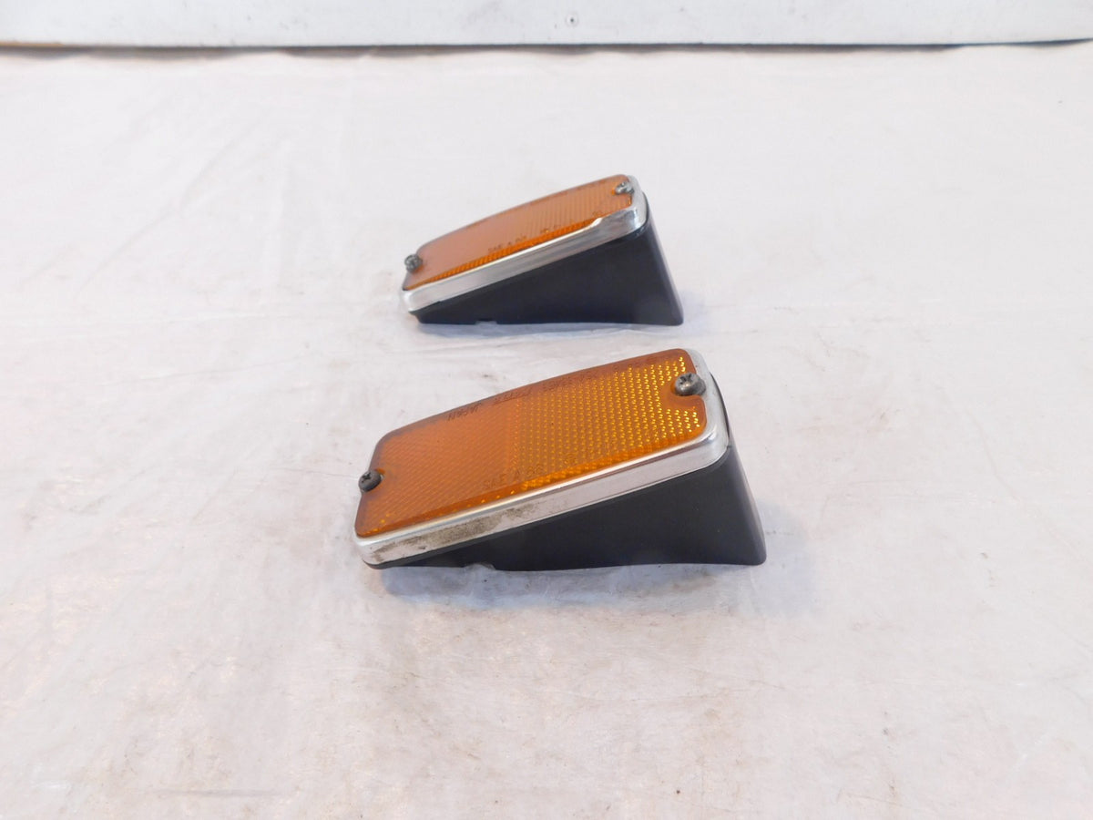 1982 82 Yamaha XJ750 Maxim 750 Front Left/Right Side Frame Orange Reflectors - C3 Cycle