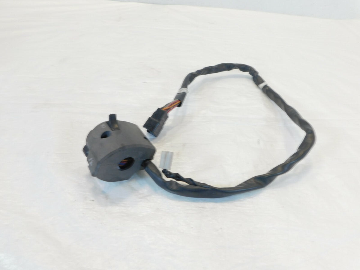 2008-2009 Kawasaki Concours 14 ABS OEM Left Side Handle Bar Light Horn Switch - C3 Cycle