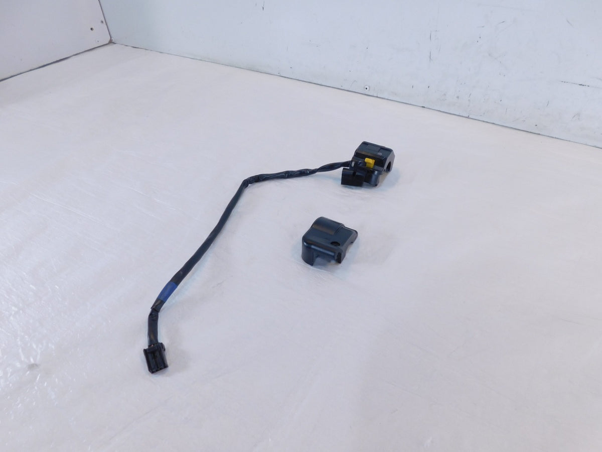 Buell XB XB9 XB12 Firebolt Lightning Right Handlebar Engine Stop Start Switches - C3 Cycle