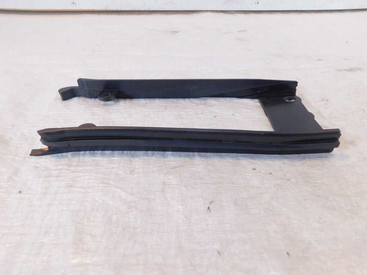 91-99 Yamaha FZR600R FZR600 Rear Swingarm Swing Arm Chain Guard Slider - C3 Cycle