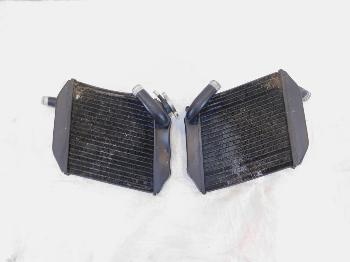 2008 2009 & 2010 Buell 1125 1125R & 1125CR Left & Right Engine Coolant Radiators - C3 Cycle