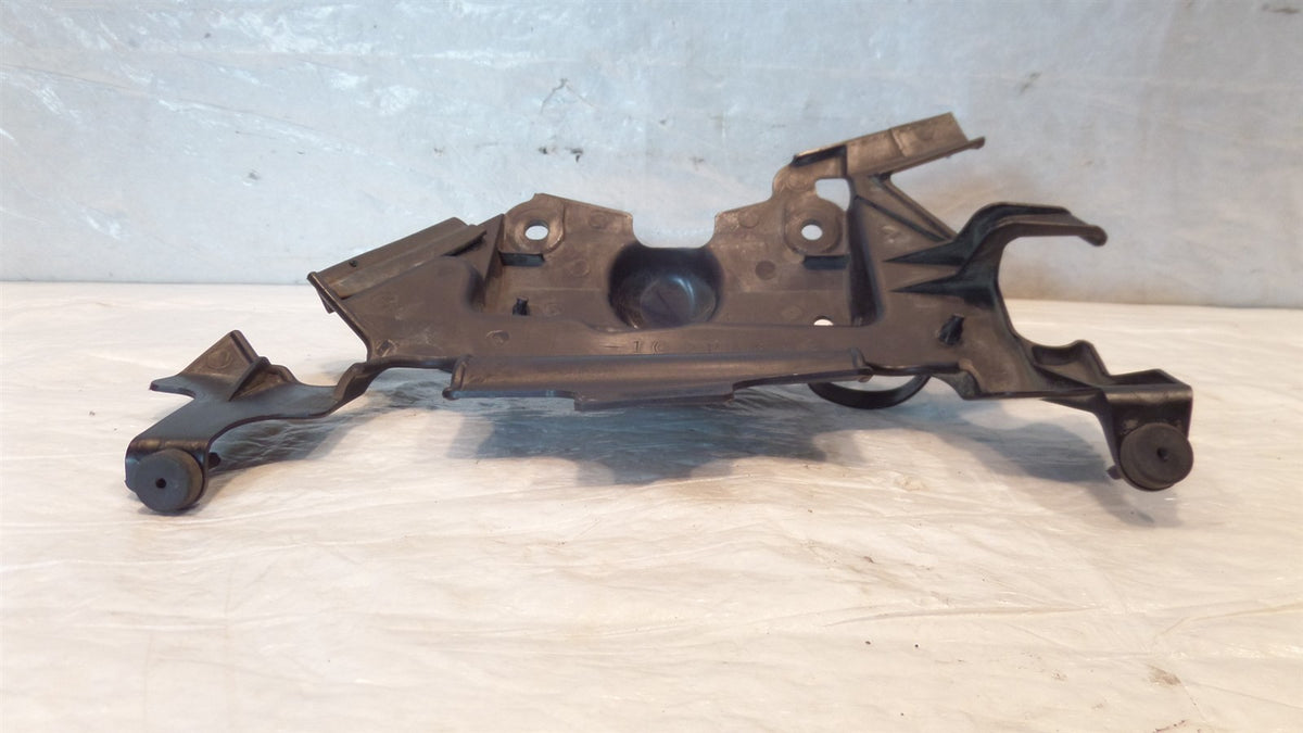 05 2005 Yamaha YZFR6 R6 Inner Frame Cylinder Head & Horn Cover Fairing Cowl - C3 Cycle