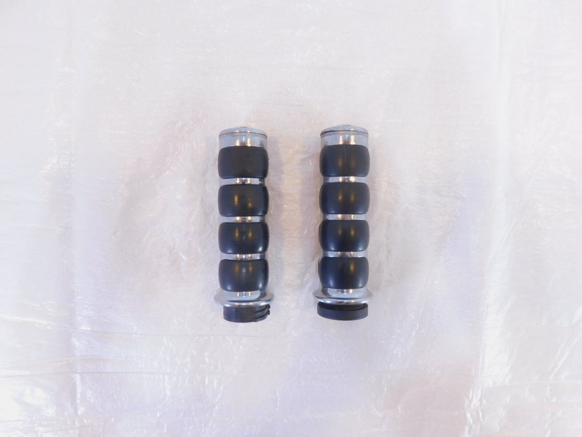 Harley Davidson Touring Dyna Sportster & Softail Left Right Handlebar Hand Grips
