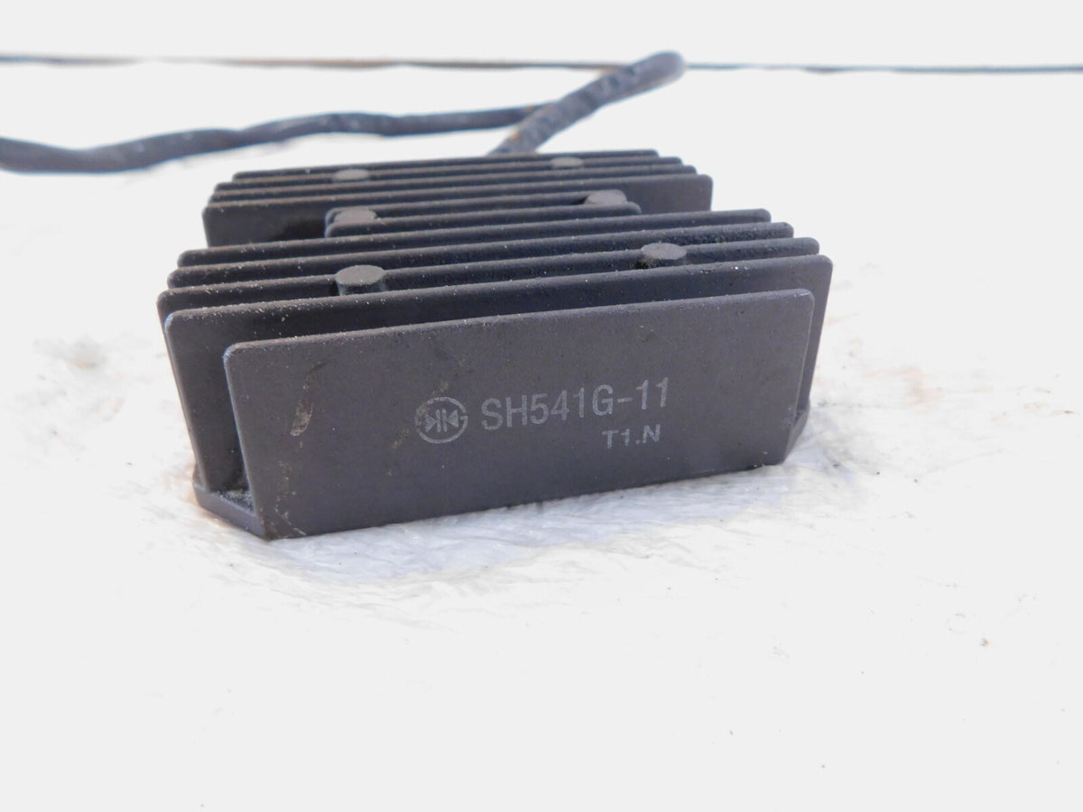 2000-2003 Honda VT1100 Shadow Sabre Spirit Aero 1100 Voltage Regulator Rectifier - C3 Cycle