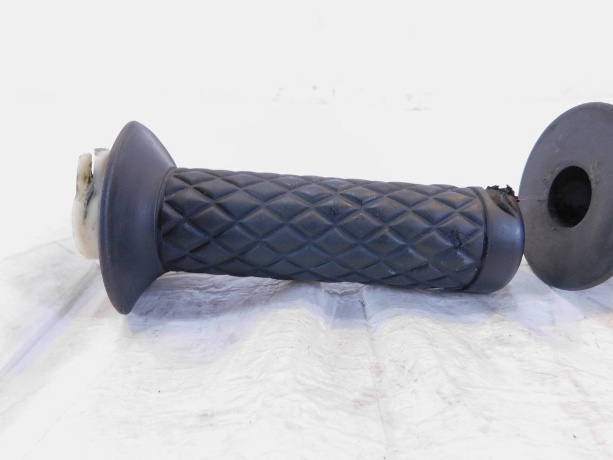 Honda CB 400 550 650 750 Goldwing & Silverwing Left Right Rubber Handlebar Grips