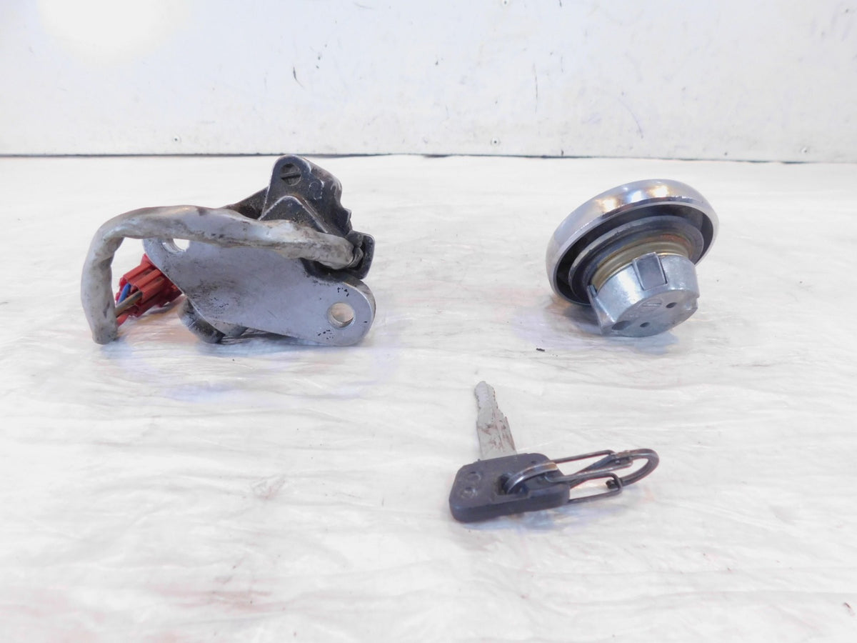 Yamaha V-Star 650 XVS650 1100 Ignition Switch Fuel Tank Storage Lock Set w/ Key - C3 Cycle