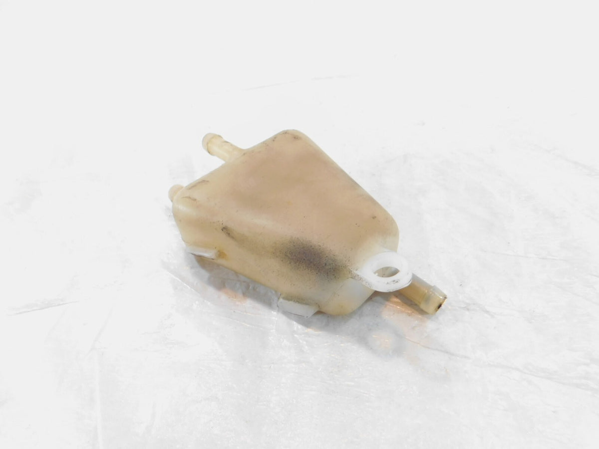 Honda VT600 VT600C VT600CD Shadow 600 VLX Deluxe Engine Breather Storage Tank