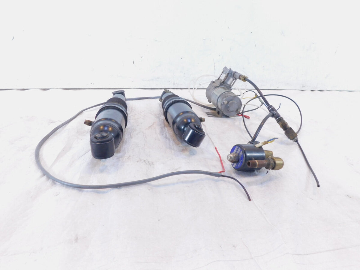 Harley Road Street & Electra Glide Adjustable Rear Shock Absorbers Hoses & Pump