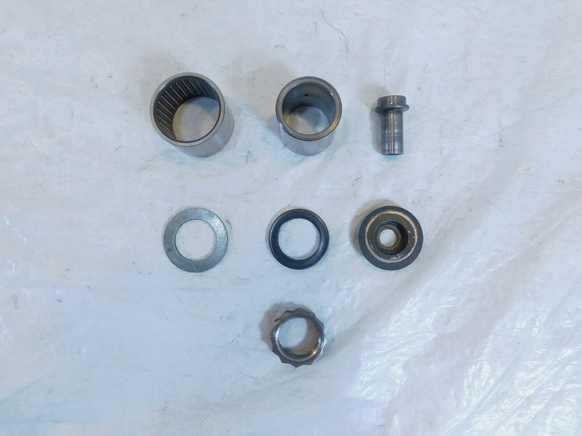 Honda VFR800 Interceptor 800 & Magna 750 Engine Motor Clutch Bearing & Guide