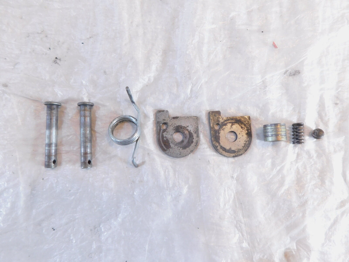 1985-95 Yamaha V-Max VMX 1200 VMX1200 Rear Left/Right Mount Brackets & Footpegs - C3 Cycle
