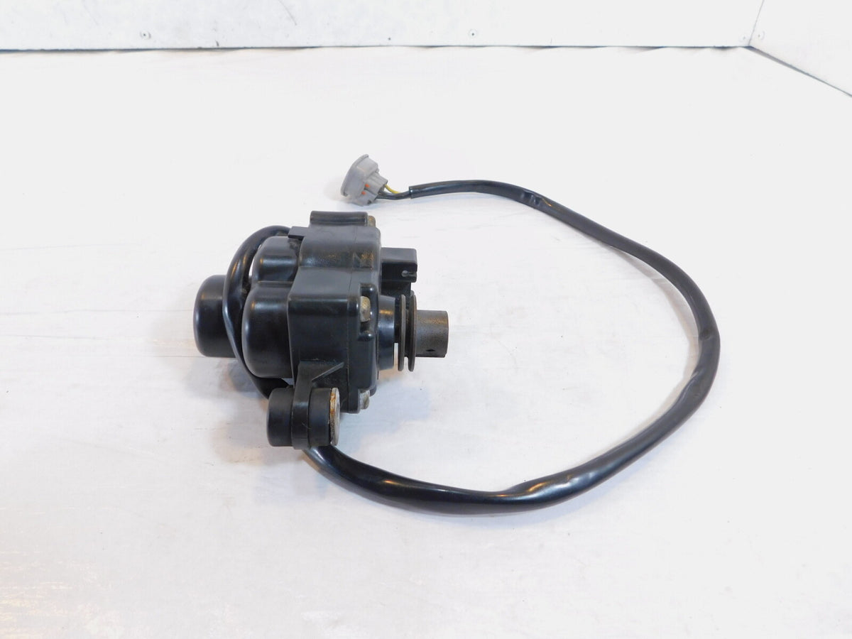 1991-1995 Yamaha FZR1000 FZR 1000 Black Exhaust Valve Servo Motor Assembly