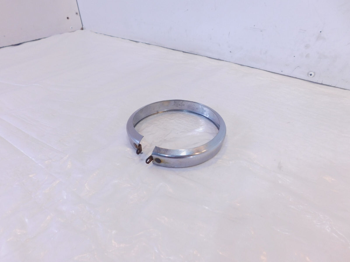 Harley Touring Electra Glide & Softail Passing Fog Light Lamp Chrome Trim Ring