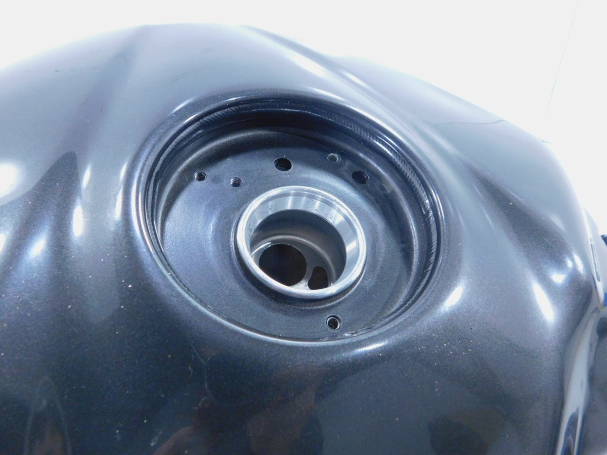 2019 19 Yamaha Niken MTX9 MXT850 Gray Gas Petrol Fuel Tank Reservoir - dented - C3 Cycle