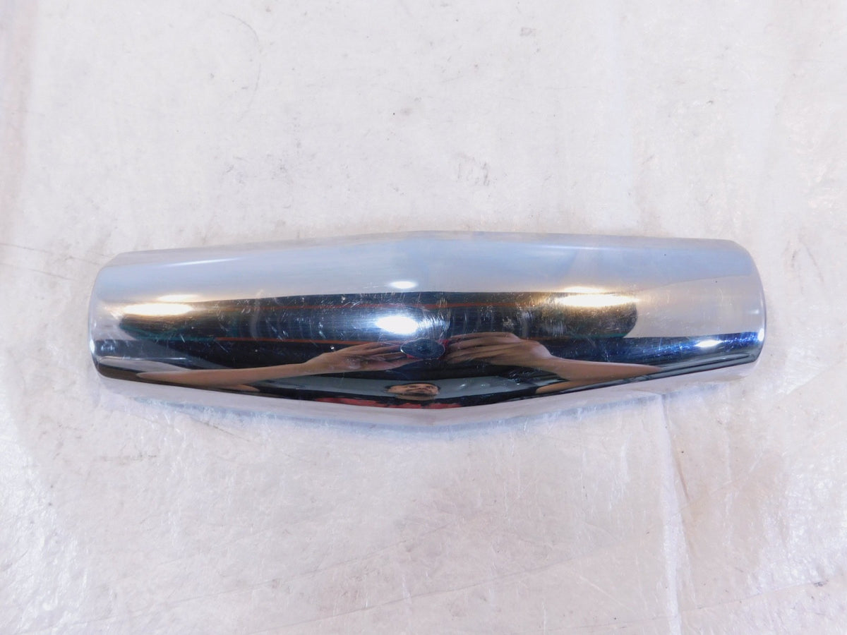 Kawasaki Vulcan 1500 VN1500 Classic Nomad FI Rear Turn Signal Lamp Bracket Cover