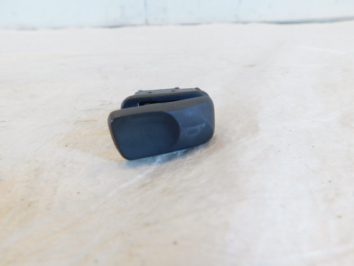 Piaggio Vespa LX GT GTS 50 125 250 Front Handlebar Indicator Alert Horn Switch - C3 Cycle