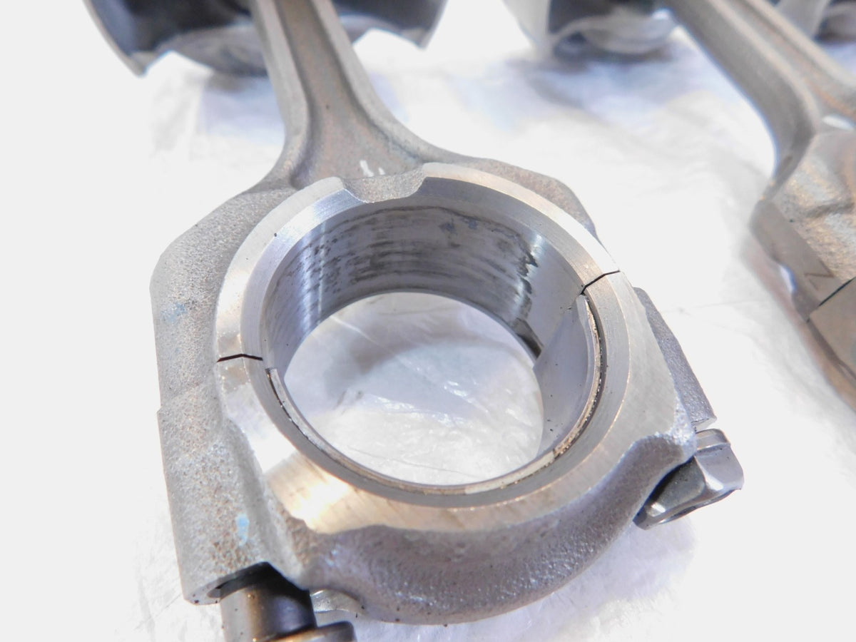 Triumph Daytona 675 R & Street Triple R & Tiger 800 XC Pistons & Connecting Rods - C3 Cycle