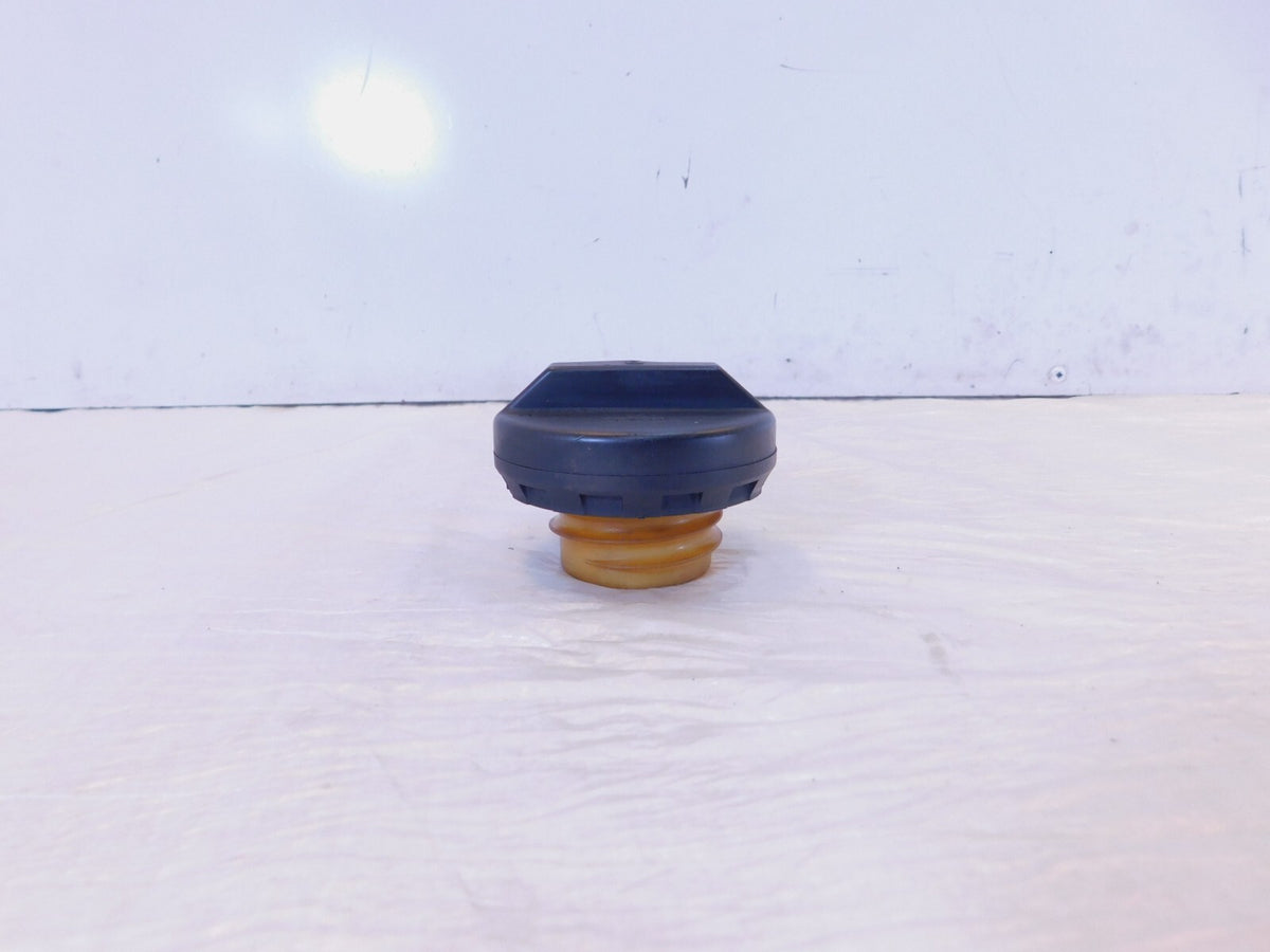 Harley Davidson Sportster 883 1100 & 1200 Fuel Gas Petrol Tank Screw Lid Cap - C3 Cycle
