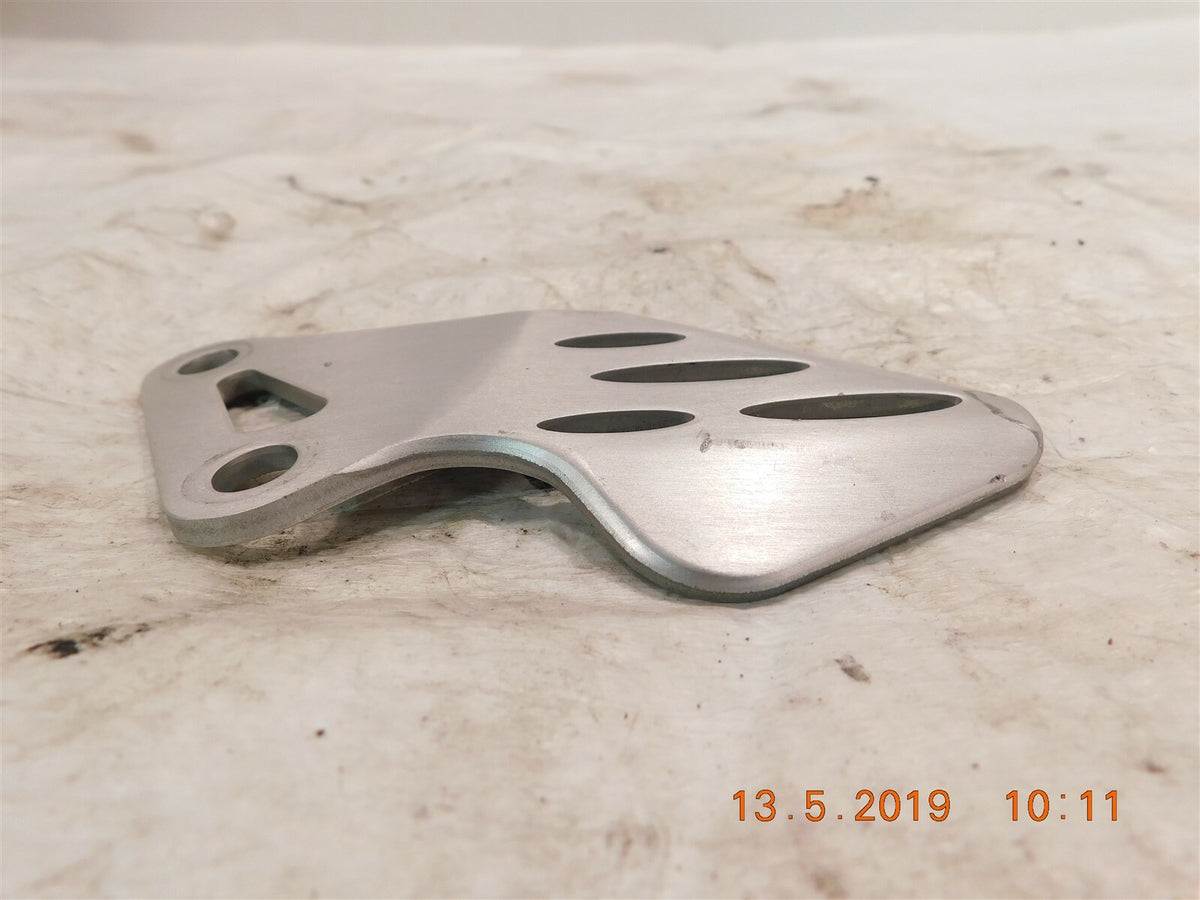 2009 2010 2011 Yamaha YZF R1 Right Front Driver Footrest Foot Peg Heel Guard Fin - C3 Cycle