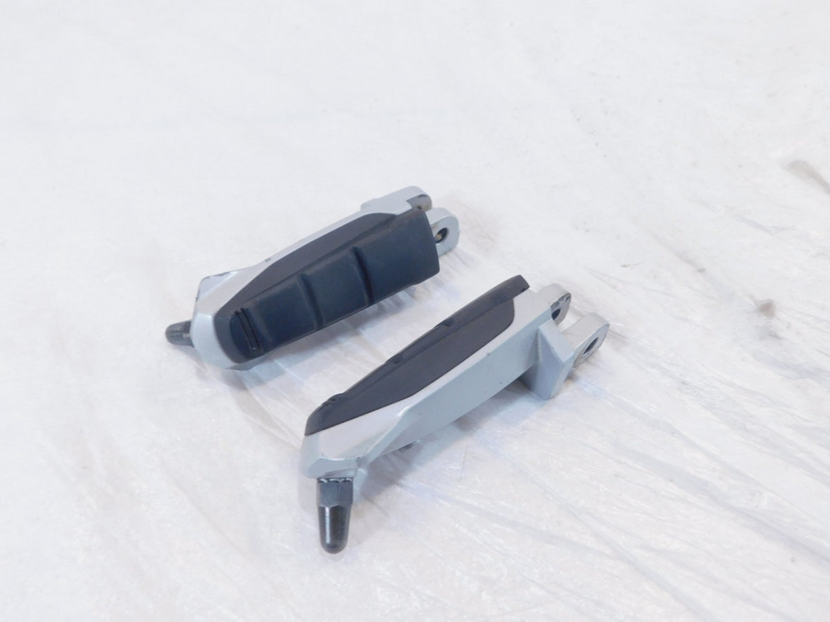 BMW F650CS & R1150 R1100S R1150R R1150RS Front Right/Left Footrest Foot Pegs - C3 Cycle