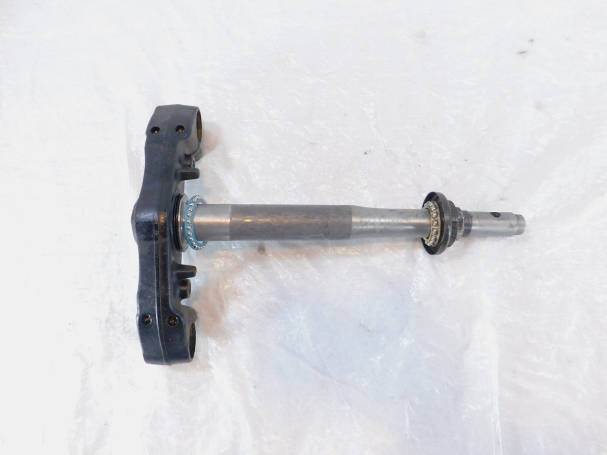 01-07 Honda NSS250 Reflex Sport 250 Front Fork Lower Triple Tree Steering Stem