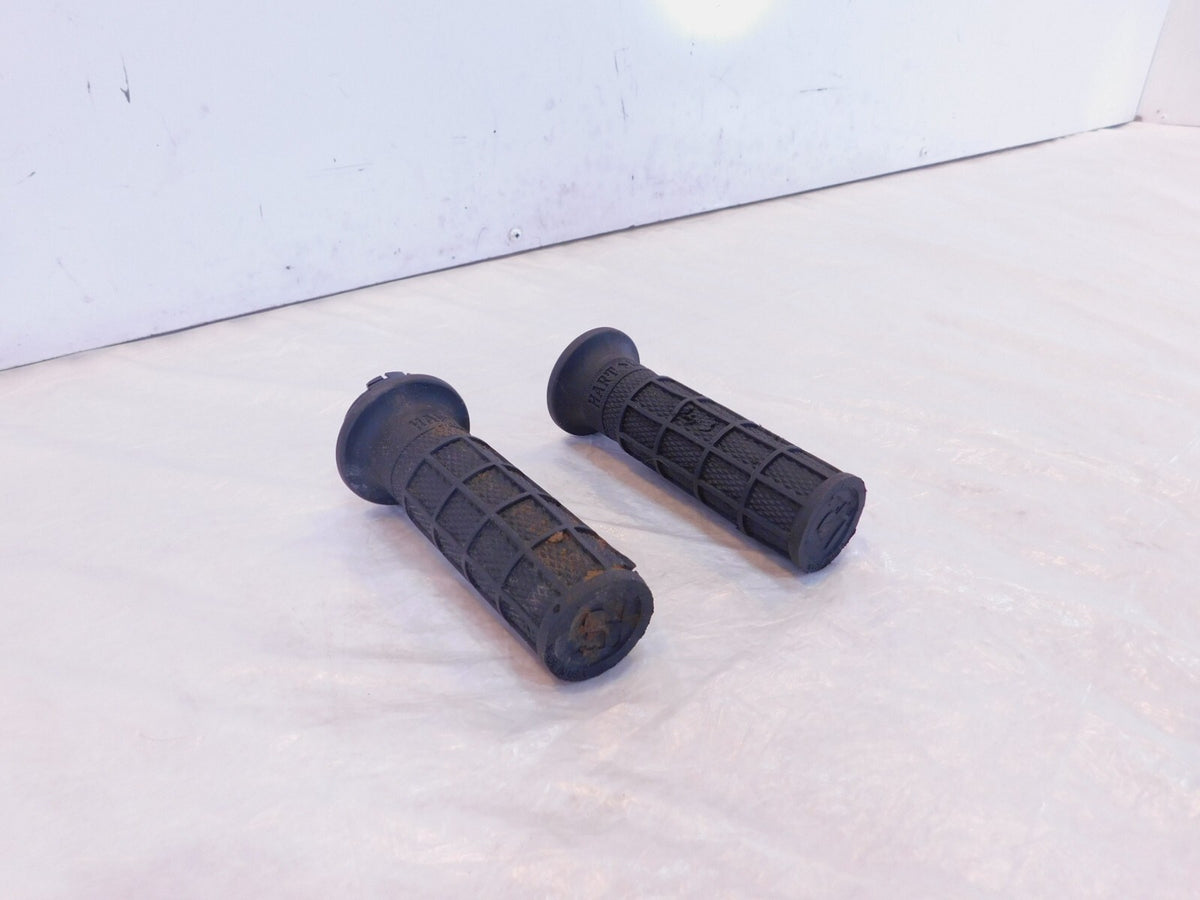 Harley Davidson Touring Dyna Sportster & Softail Left Right Handlebar Hand Grips - C3 Cycle