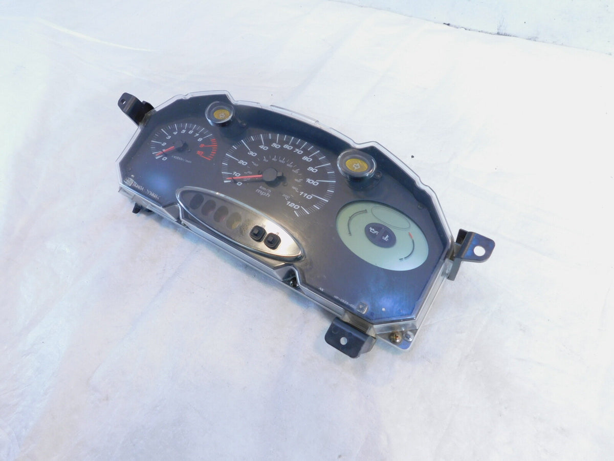 2002-2004 Honda FSC600 Silver Wing 600 Speedometer Tachometer Instrument Cluster - C3 Cycle