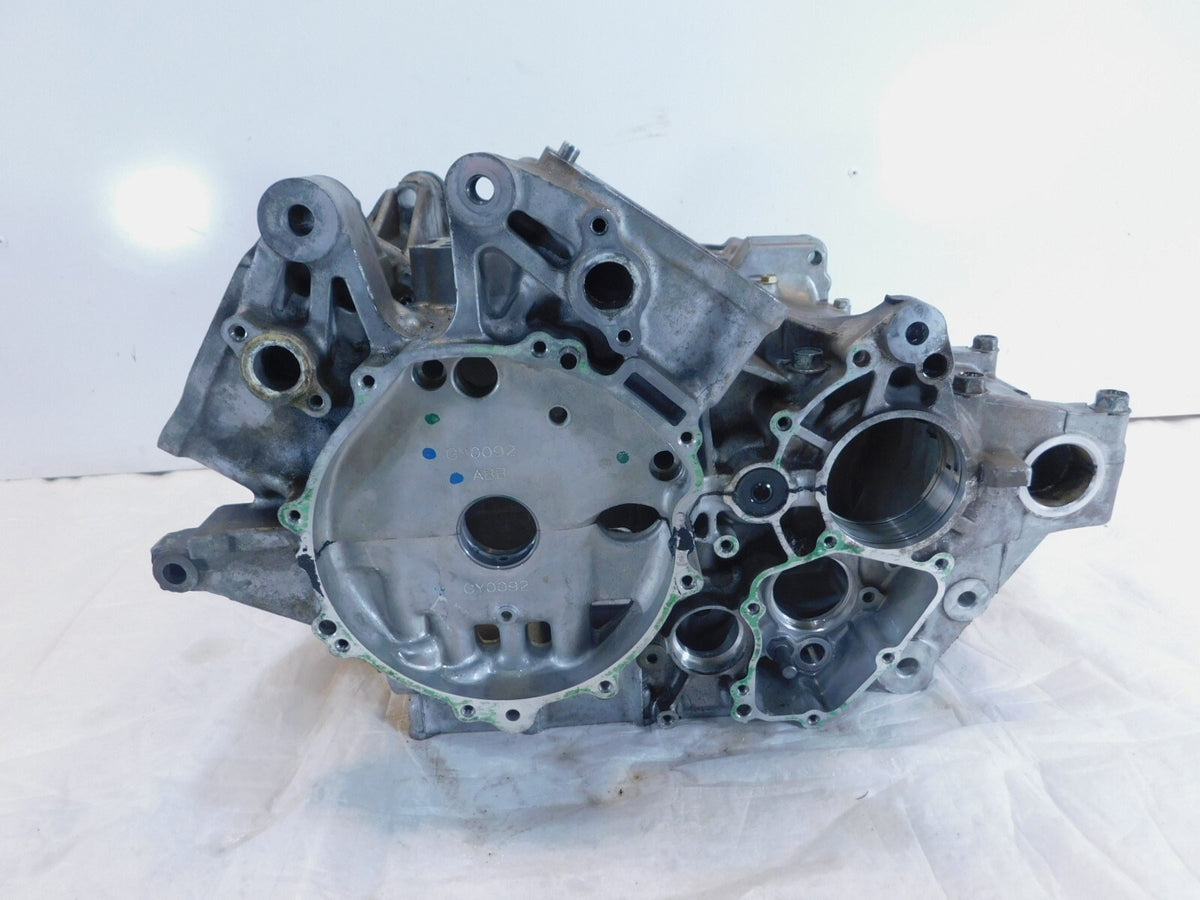 2005-2009 Honda Interceptor 800 VFR800 Engine Motor Crankcase Crank Case