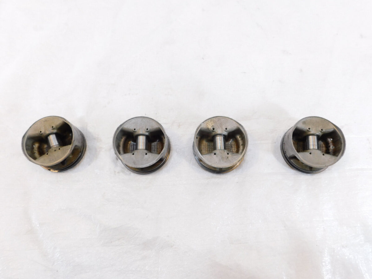 Yamaha Royal Star Tour Deluxe Venture XVZ13 Engine Motor Cylinder Barrel Pistons