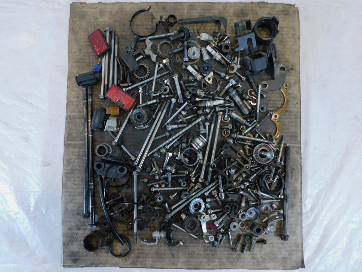 2000 Honda VT1100 VT1100C2 Shadow 1100 Sabre Nuts Bolts & Brackets Parts Box Lot - C3 Cycle