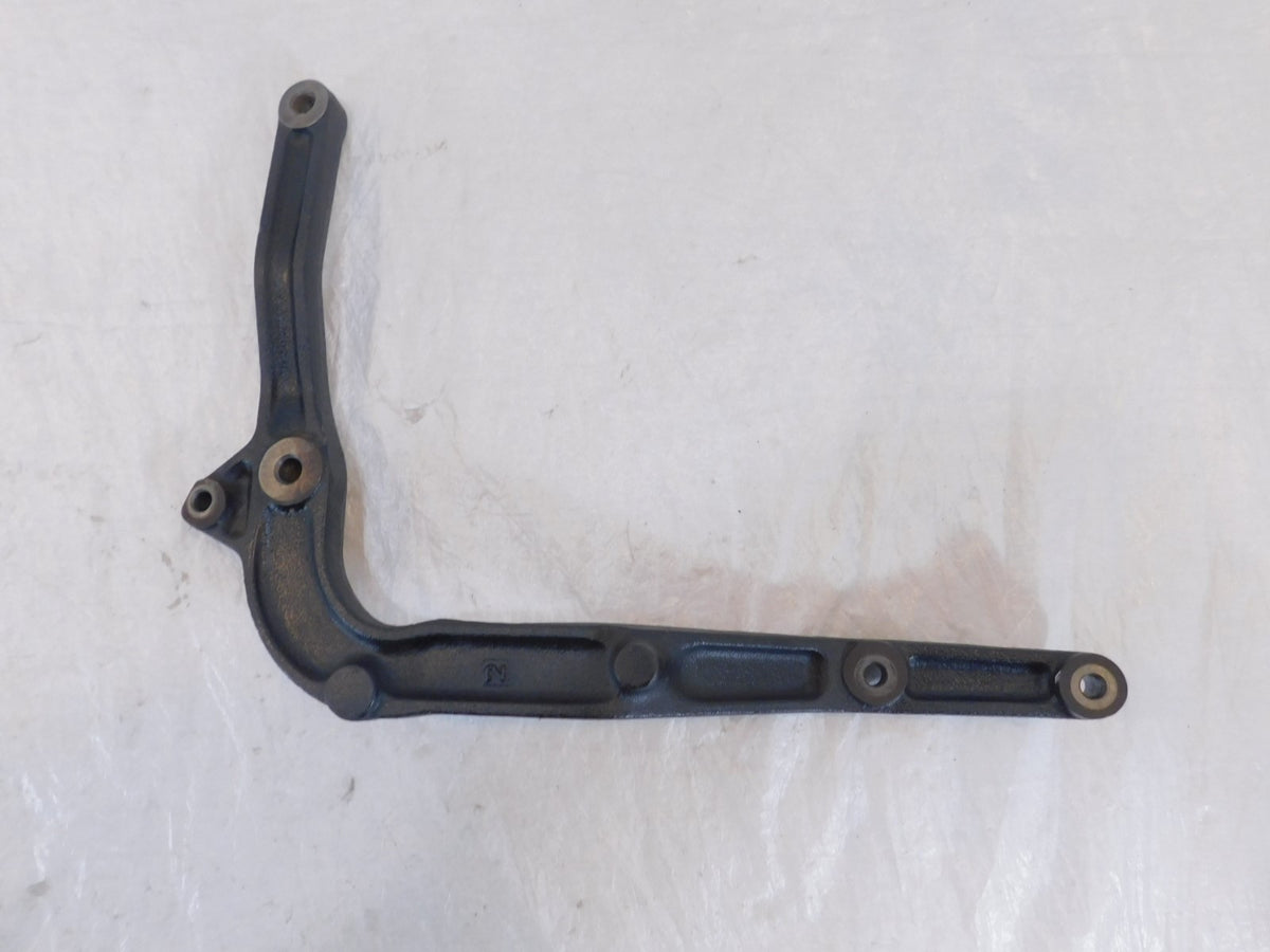 Honda Shadow VT1100 VT1100C2 Sabre 1100 Exhaust Pipe Muffler Hanger Bracket - C3 Cycle