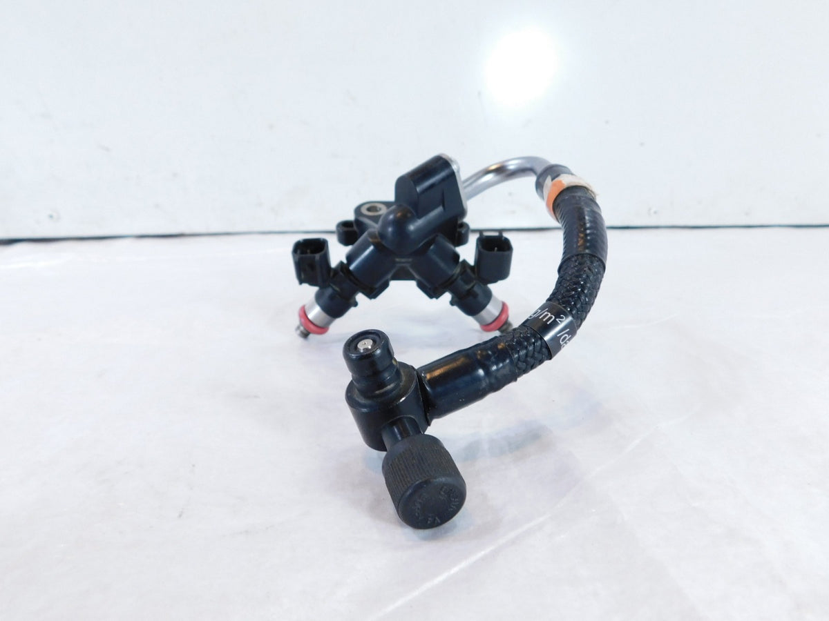 Harley Davidson Softail Heritage Milwaukee 8 Gas Tank Fuel Rail w/ Fuel Line - C3 Cycle