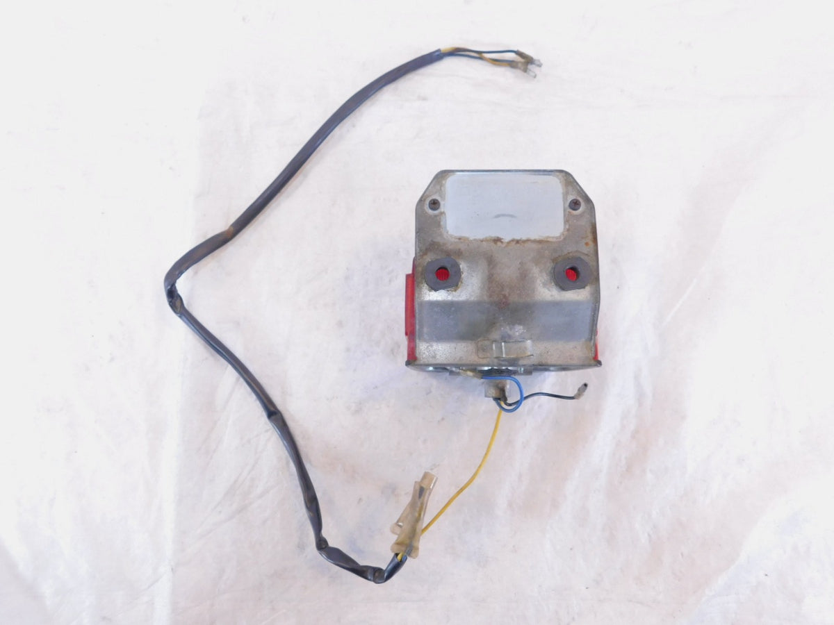 1981-1983 Yamaha Virago 750 XV750 Rear Wheel Tail Light Brake Light Lamp Unit
