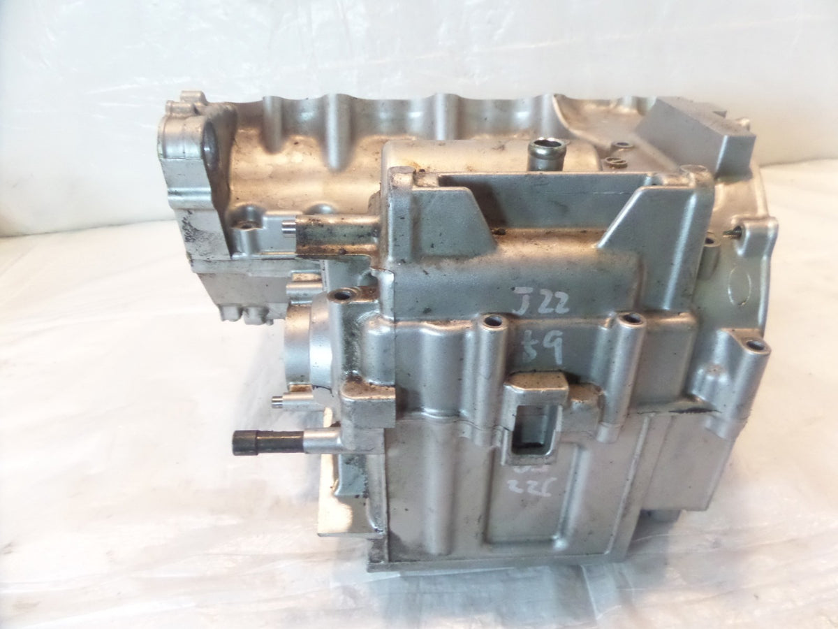 Kawasaki ZX-6R ZZR600 ZX600 OEM Engine Motor Crank Case Crankcase Set 14001-1300 - C3 Cycle