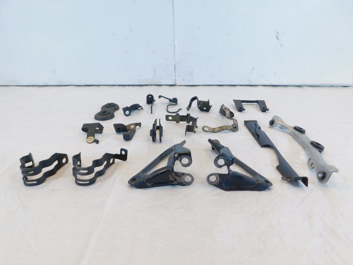 2001 01 Honda GL1800 Goldwing 1800 Miscellaneous Brackets Hardware Parts Box Lot - C3 Cycle