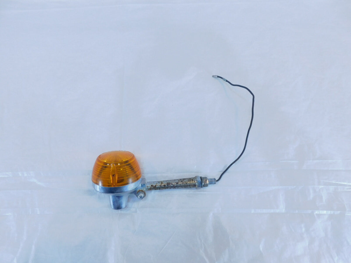Honda CB450K6 CB450 Super Sport 450 Front Right Indicator Flasher Turn Signal - C3 Cycle