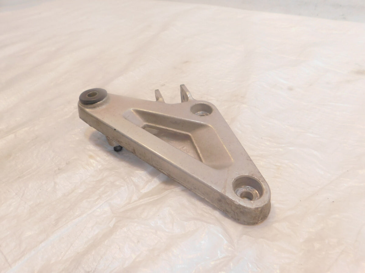 Honda Magna 700 750 VF750 Rear Right Passenger Footpeg Footrest Mount Bracket - C3 Cycle