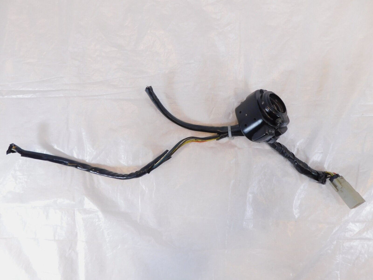 Harley Davidson Softail Dyna Sportster Left Handlebar Horn Turn Signal Switches - C3 Cycle
