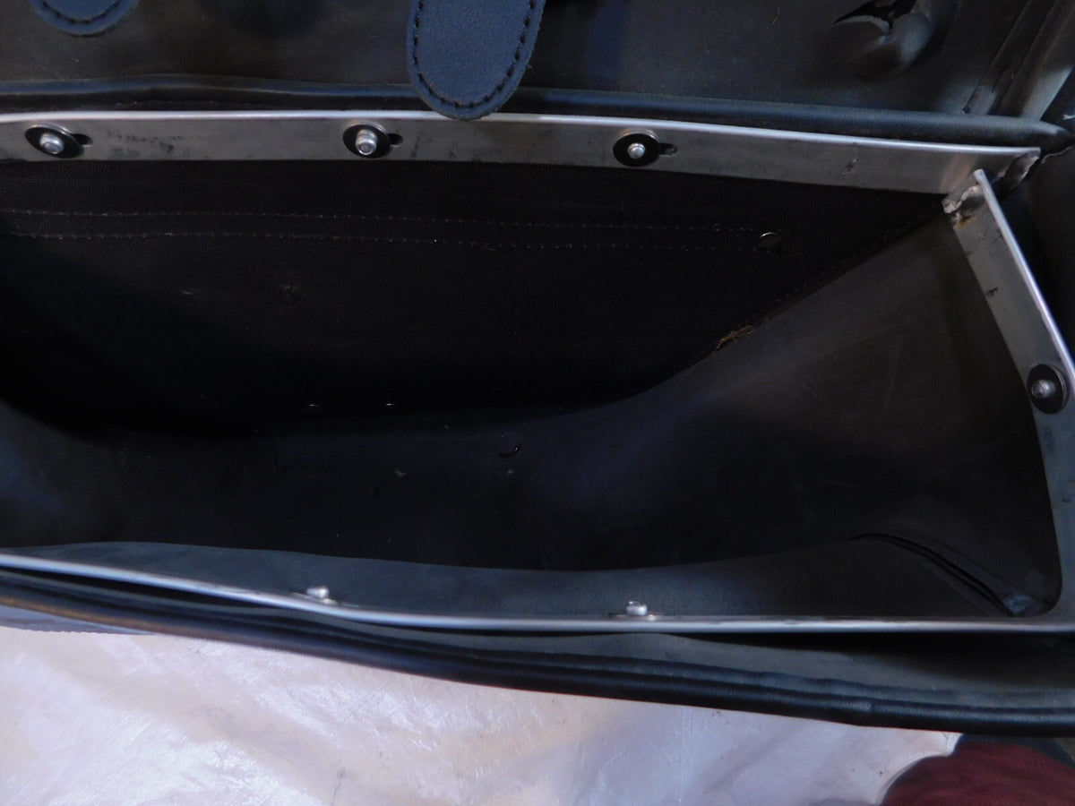 98-04 Kawasaki VN1500 Vulcan 1500 Classic Left/Right Storage Luggage Saddlebags - C3 Cycle