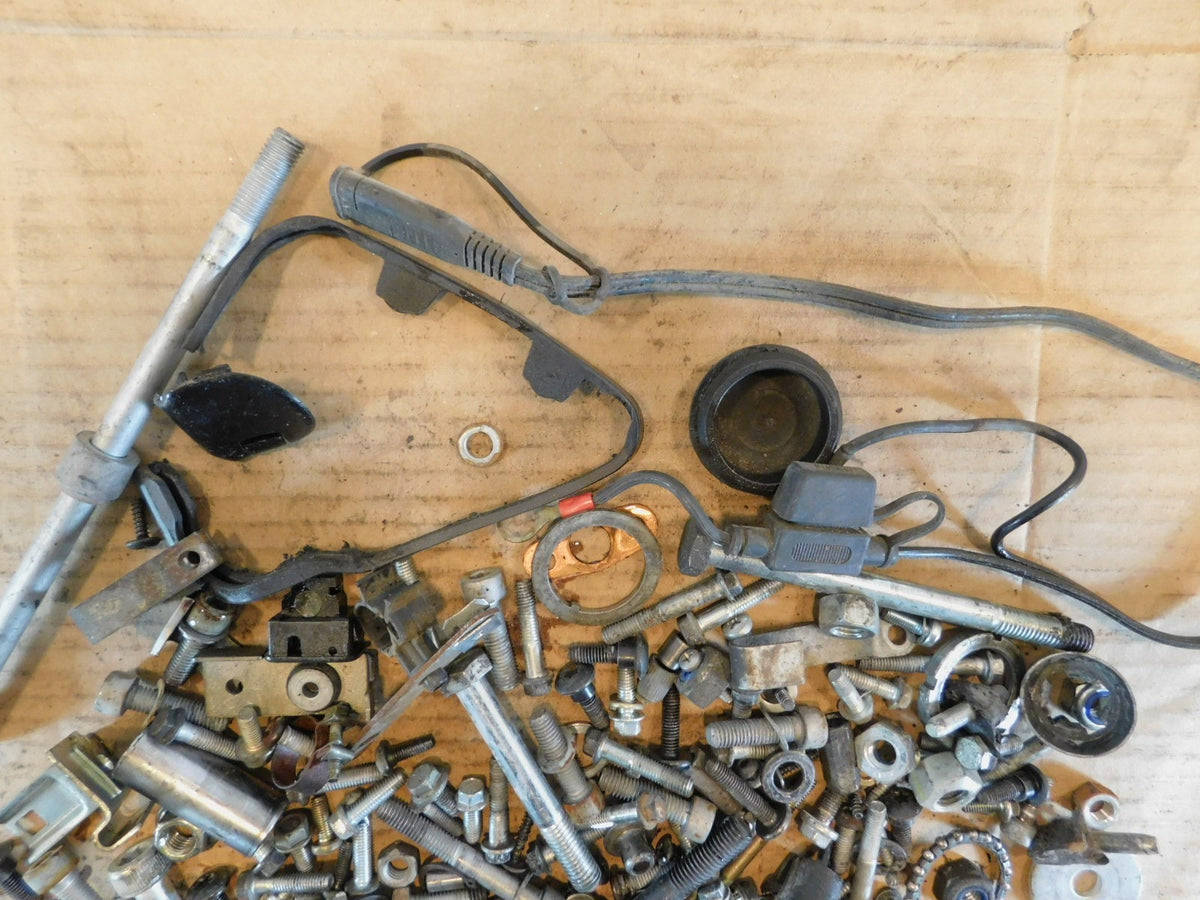 2012 12 Piaggio Vespa LX 50 Miscellaneous Engine Nuts Bolts Brackets Parts Lot - C3 Cycle